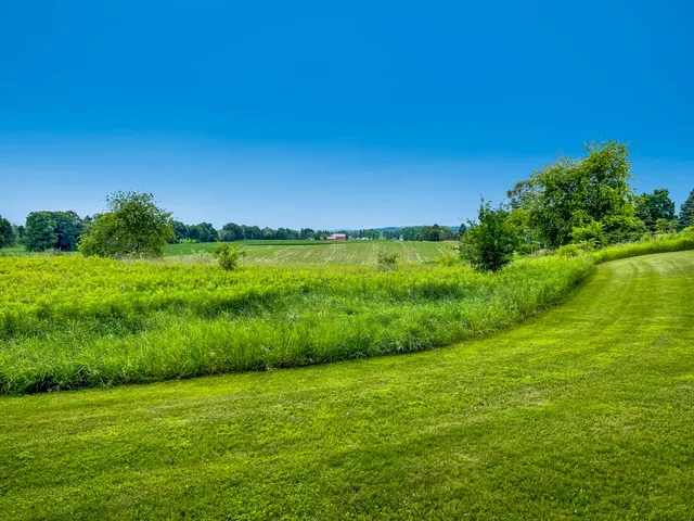 $750,000 | N6707 La Ferme Road, Plymouth, WI 53073