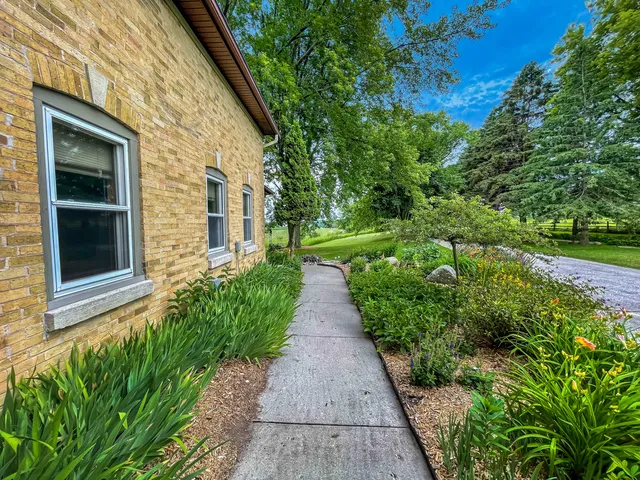 $750,000 | N6707 La Ferme Road, Plymouth, WI 53073