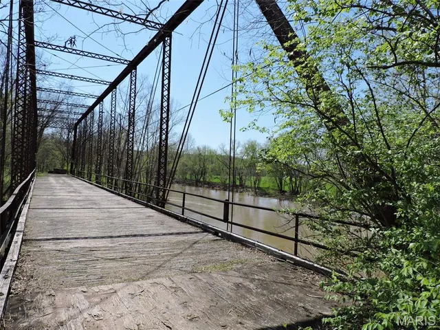 $399,000 | 8850 Old Morse Mill Spur, Dittmer, MO 63023