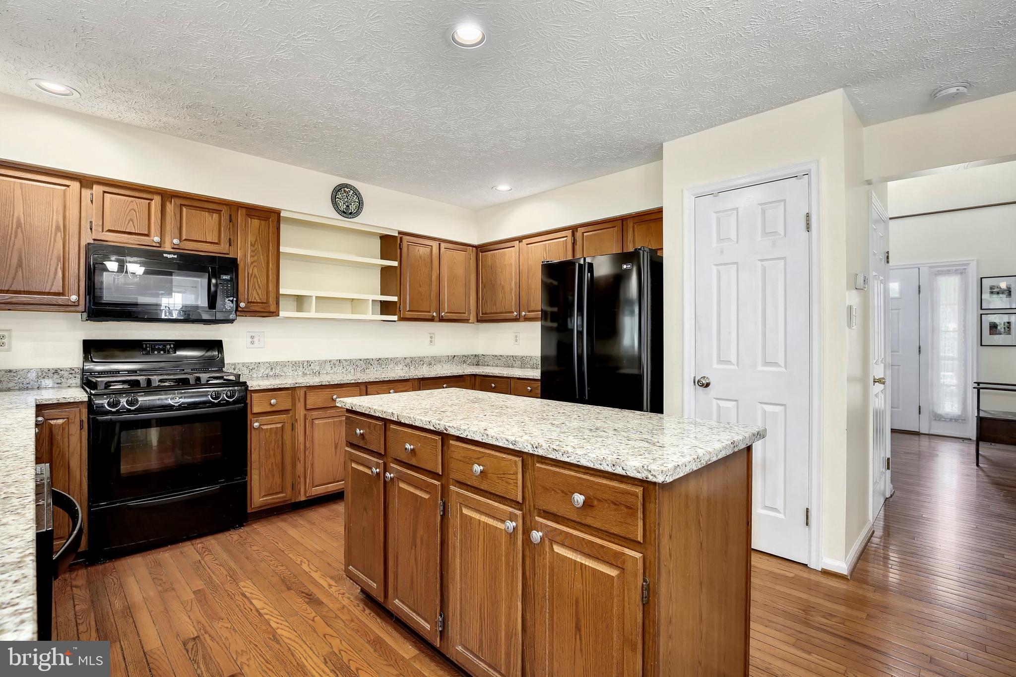 17110 Spates Hill Road Poolesville, MD 20837 - Photo 5 of 42