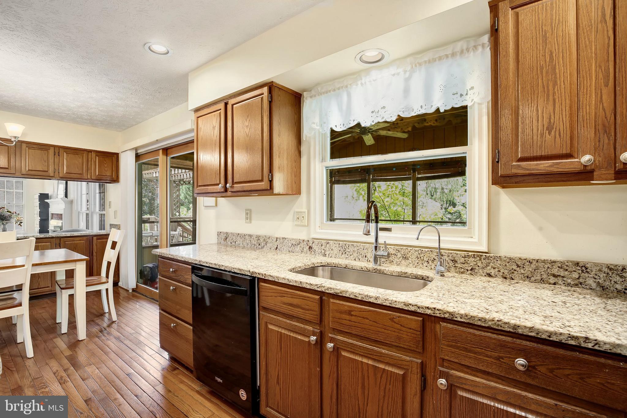 17110 Spates Hill Road Poolesville, MD 20837 - Photo 7 of 42
