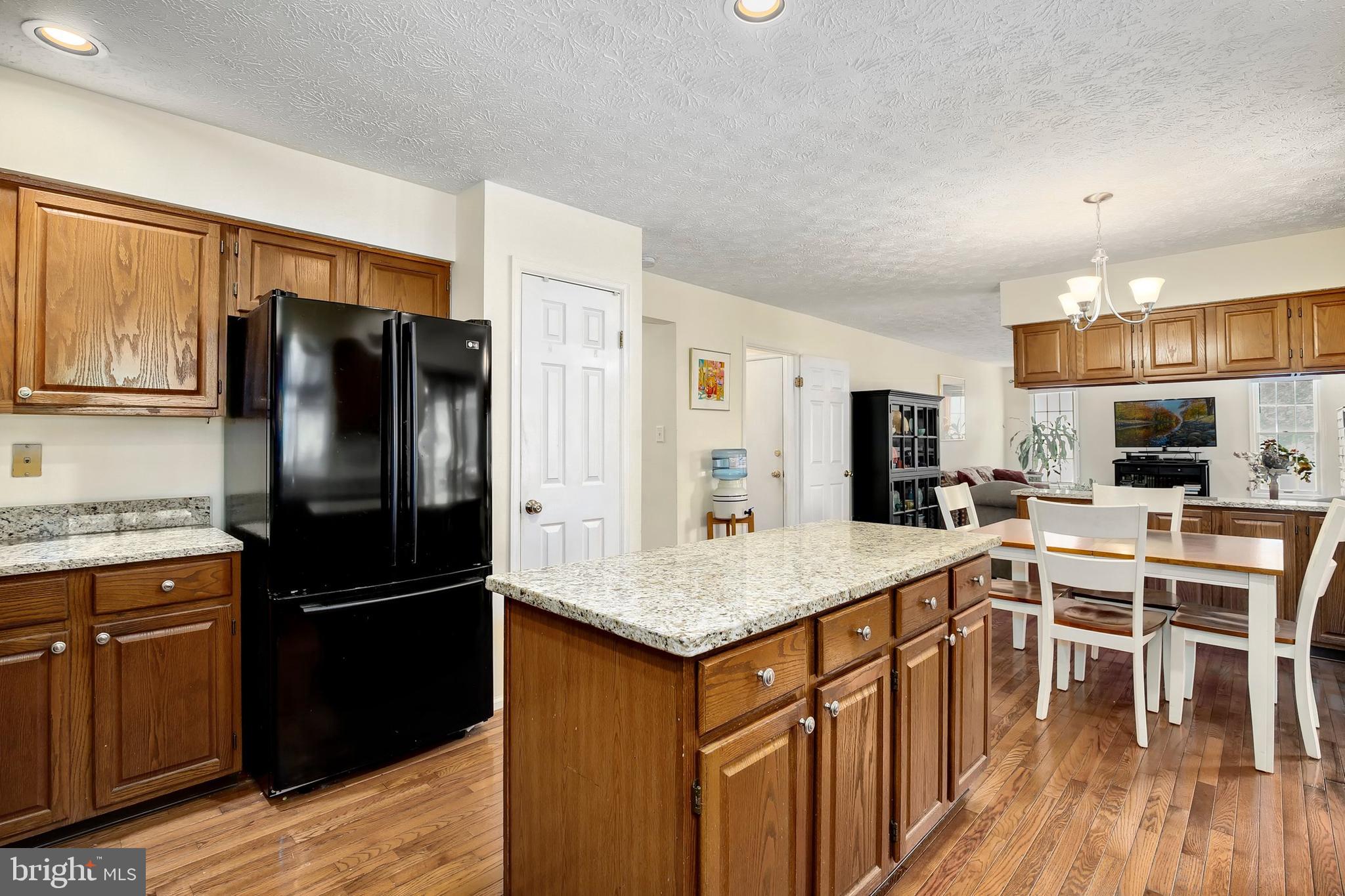 17110 Spates Hill Road Poolesville, MD 20837 - Photo 8 of 42