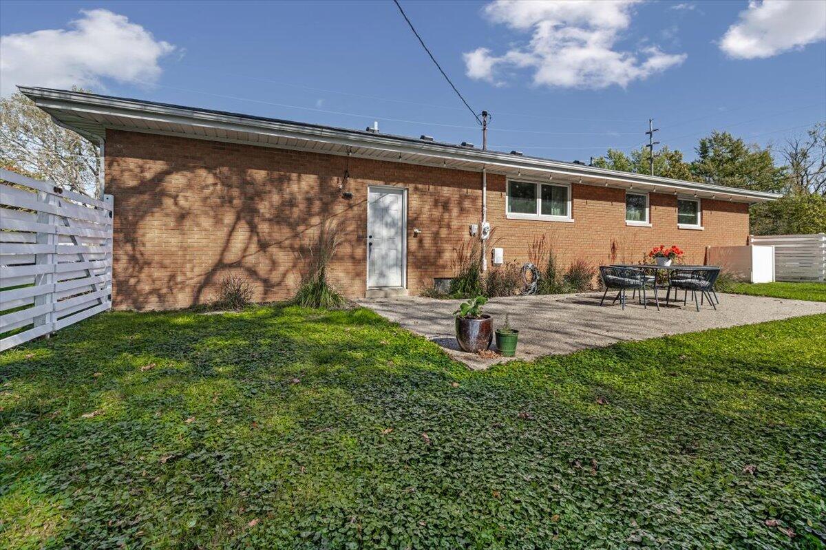 112 Butternut Street Three Oaks, MI 49128 - Photo 31 of 35 back 3