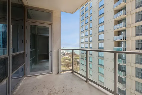$3,500 | 600 North Lake Shore Drive, Unit 2003, Chicago, IL 60611