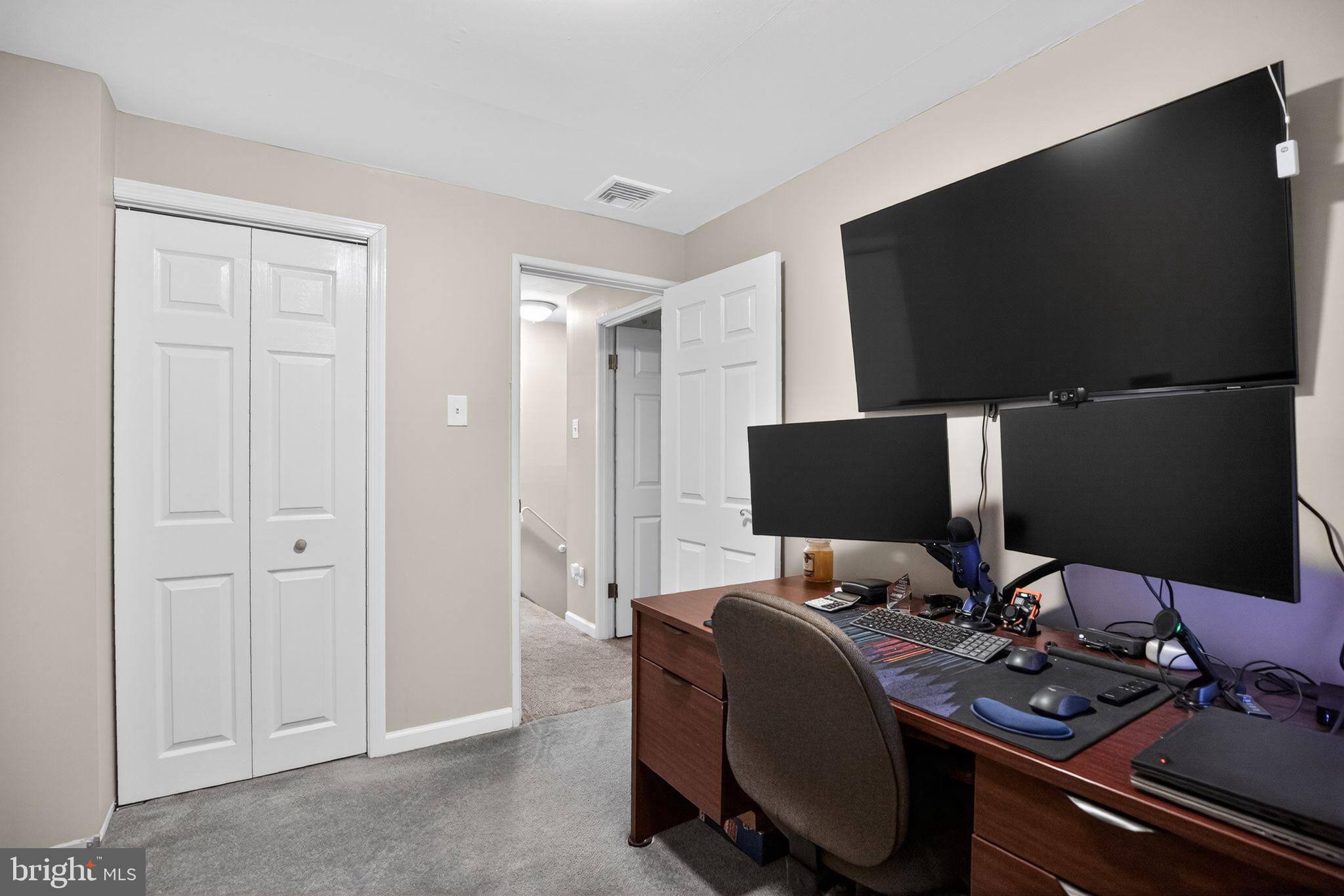 3517 Brookview Road Philadelphia, PA 19154 - Photo 19 of 28 3rd Bedroom/Office