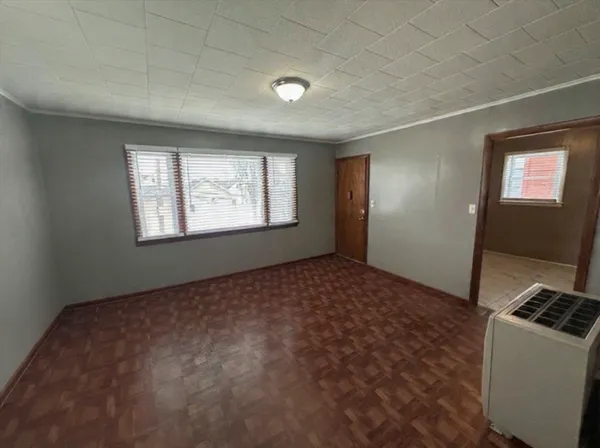 $1,700 | 207 Morgan Street, Unit 2, Fall River, MA 02721