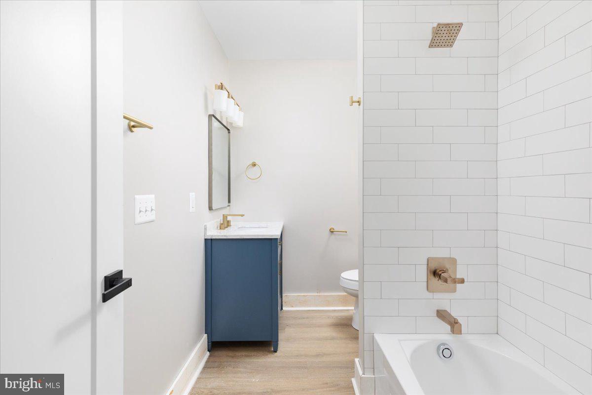 21 Mockingbird Lane Luray, VA 22835 - Photo 42 of 53 a bathroom with a bathtub and a sink