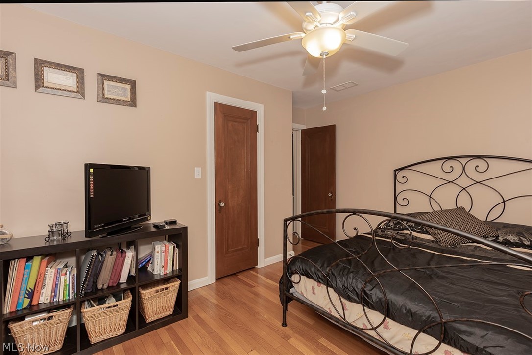 2447 Eaton Road University Heights, OH 44118 - Photo 21 of 35