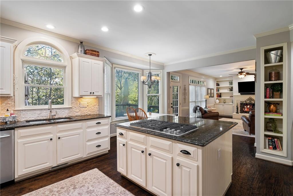 4775 Berkeley Walk Point Berkeley Lake, GA 30096 - Photo 24 of 102