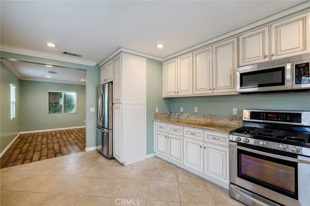 $4,500 | 4573 167th Street, Lawndale, CA 90260