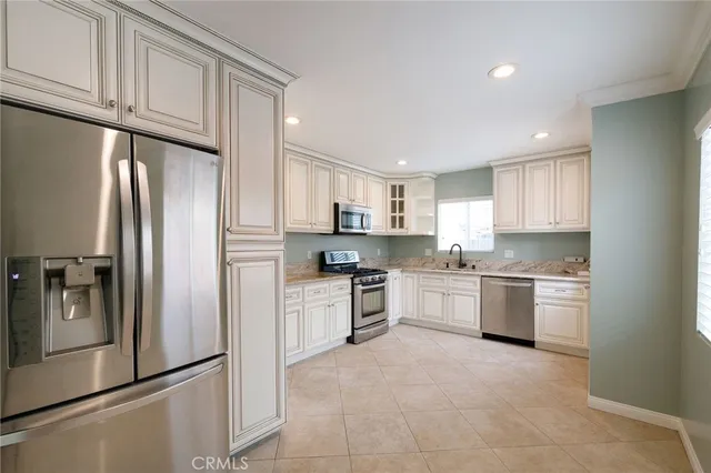 $4,500 | 4573 167th Street, Lawndale, CA 90260