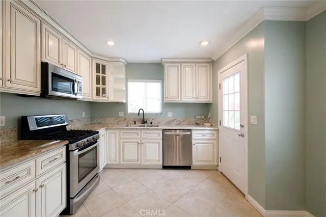 $4,500 | 4573 167th Street, Lawndale, CA 90260