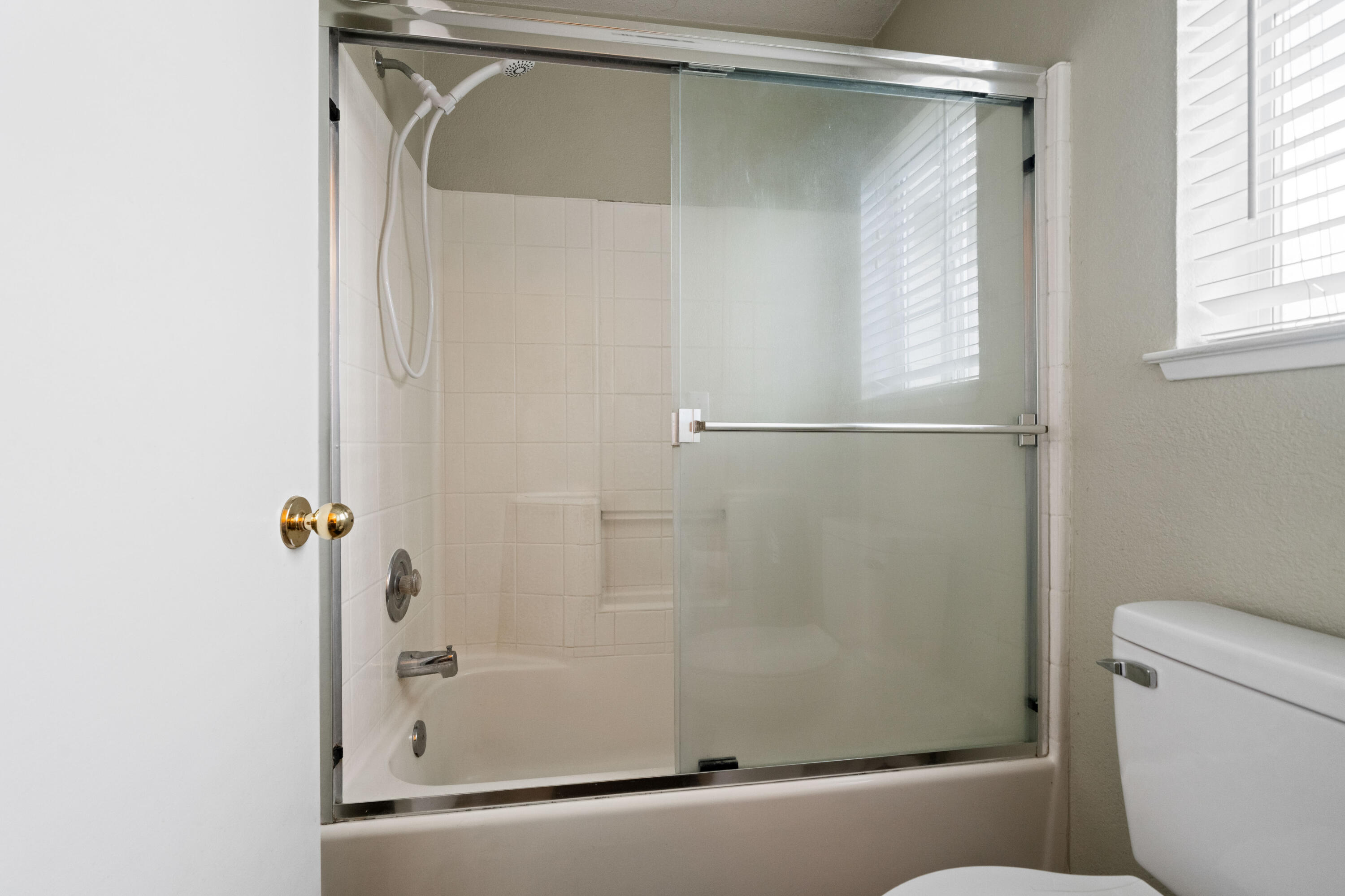 1959 Alexis Court Redding, CA 96002 - Photo 21 of 34 a bathroom with a shower