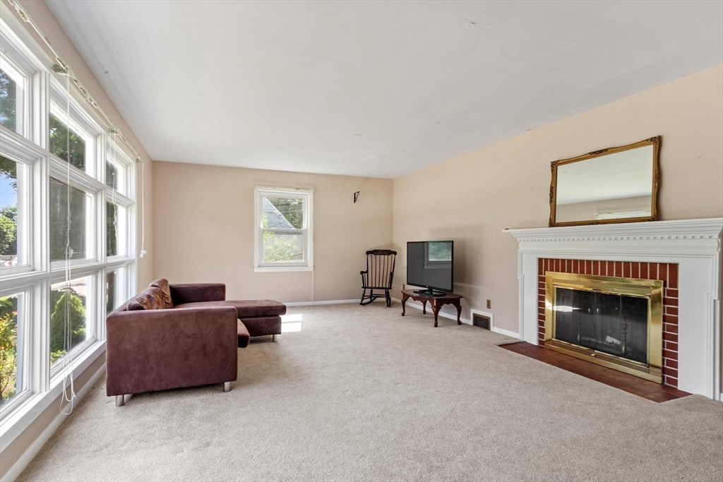 5 Sasur Street Three Rivers, MA 01080 - Photo 5 of 29