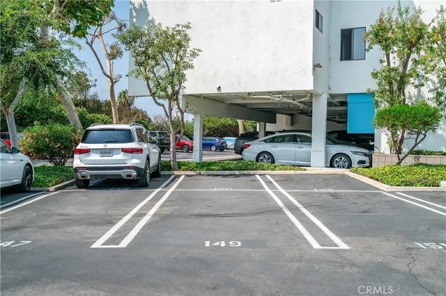 $435,000 | 5000 South Centinela Avenue, Unit 244, Los Angeles, CA 90066