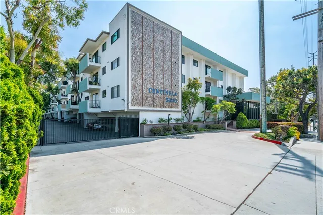 $435,000 | 5000 South Centinela Avenue, Unit 244, Los Angeles, CA 90066