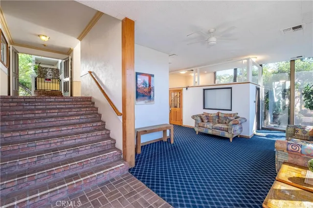 $435,000 | 5000 South Centinela Avenue, Unit 244, Los Angeles, CA 90066