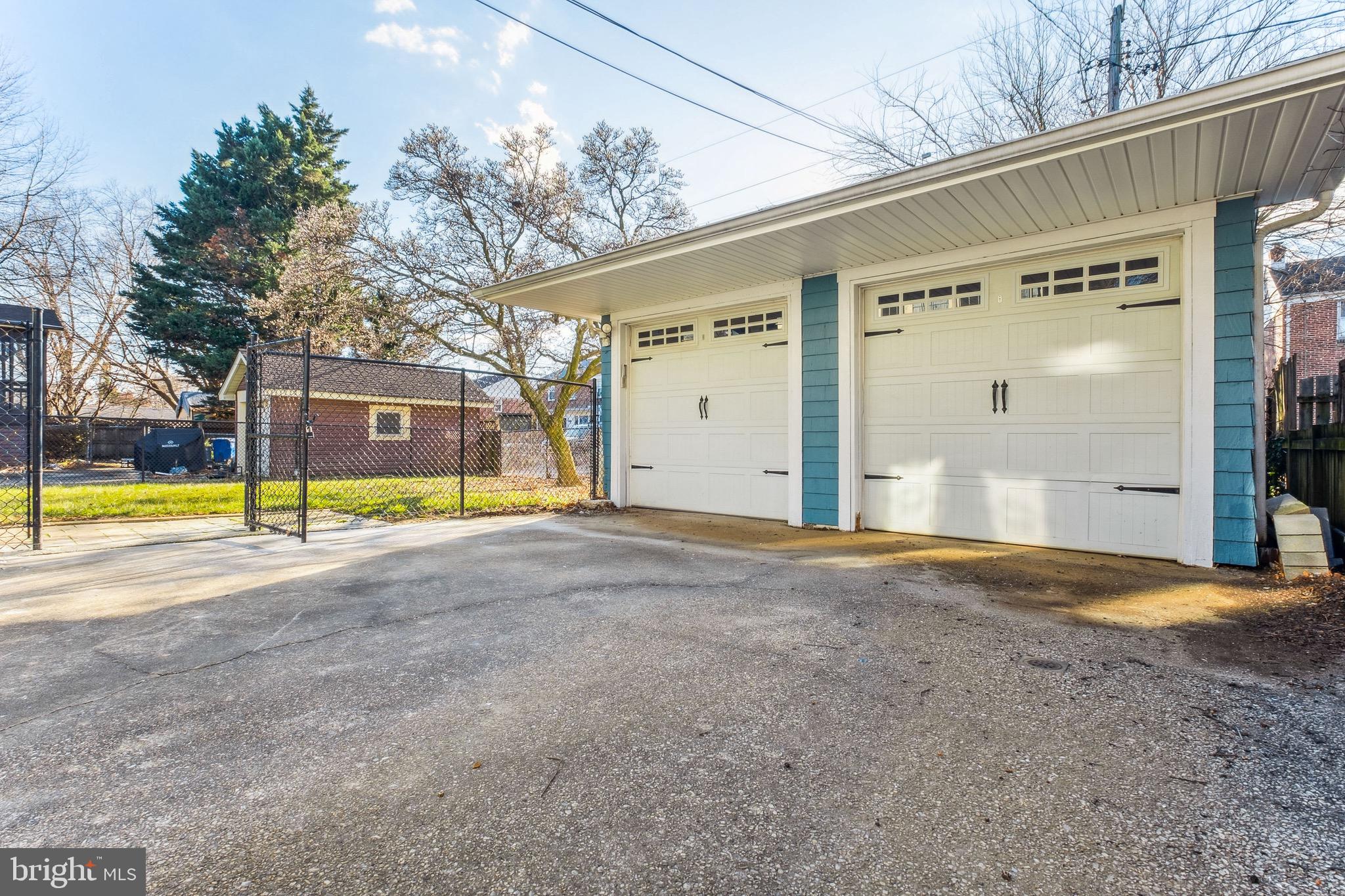 222 Mallow Hill Road Baltimore, MD 21229 - Photo 31 of 47 2 Car Detached Garage