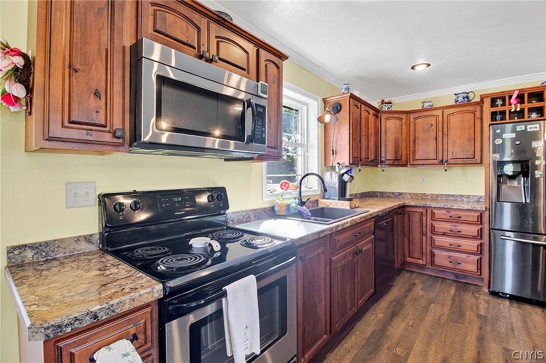 4618 Marble Road Vernon, NY 13421 - Photo 7 of 34