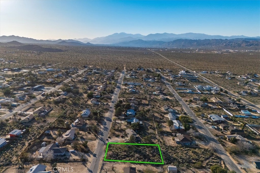 60432 Latham Trail Joshua Tree, CA 92252 - Photo 19 of 25 a view of city and mountain