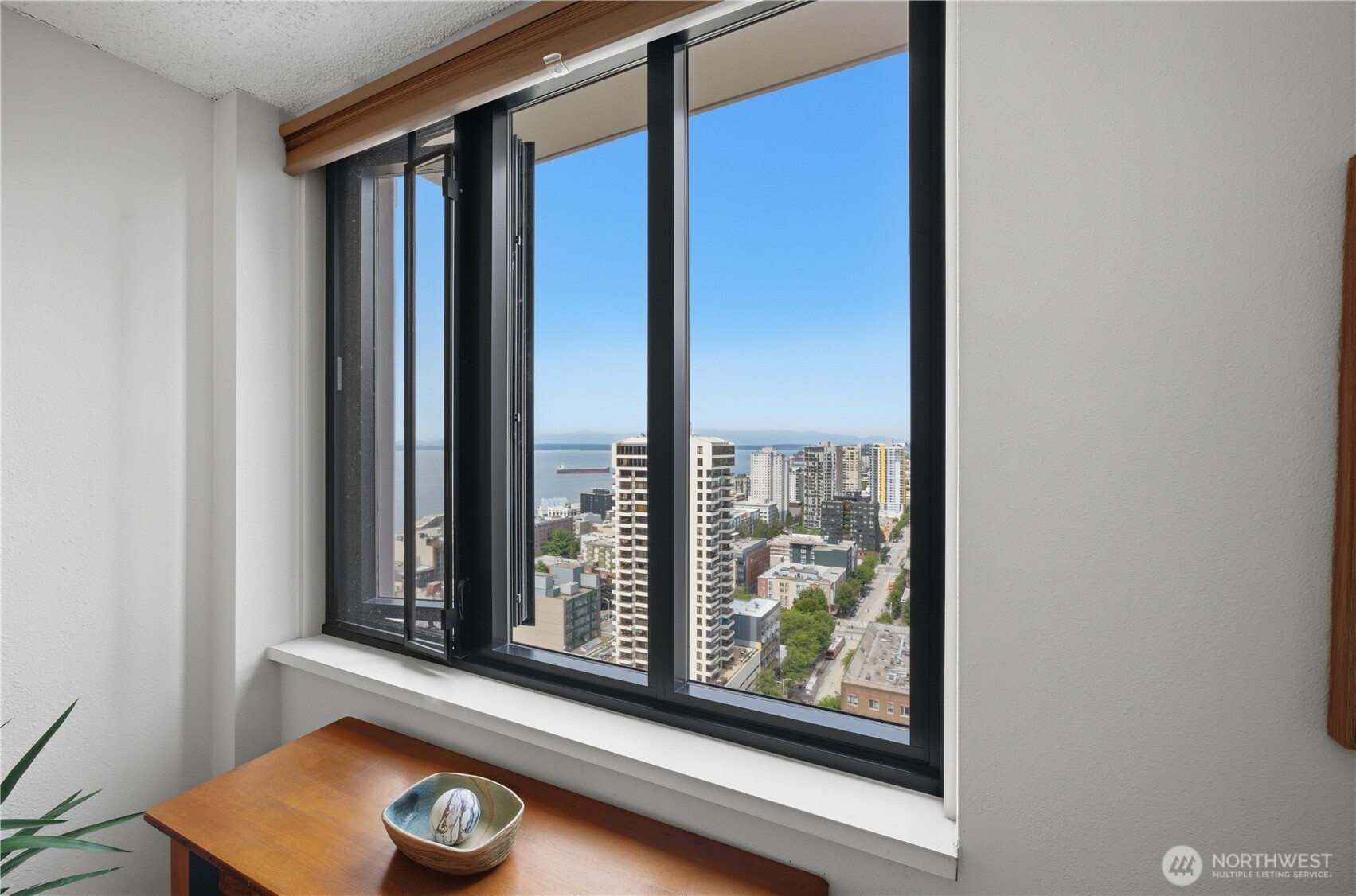 2100 3rd Avenue, Unit 2604 Seattle, WA 98121 - Photo 14 of 27