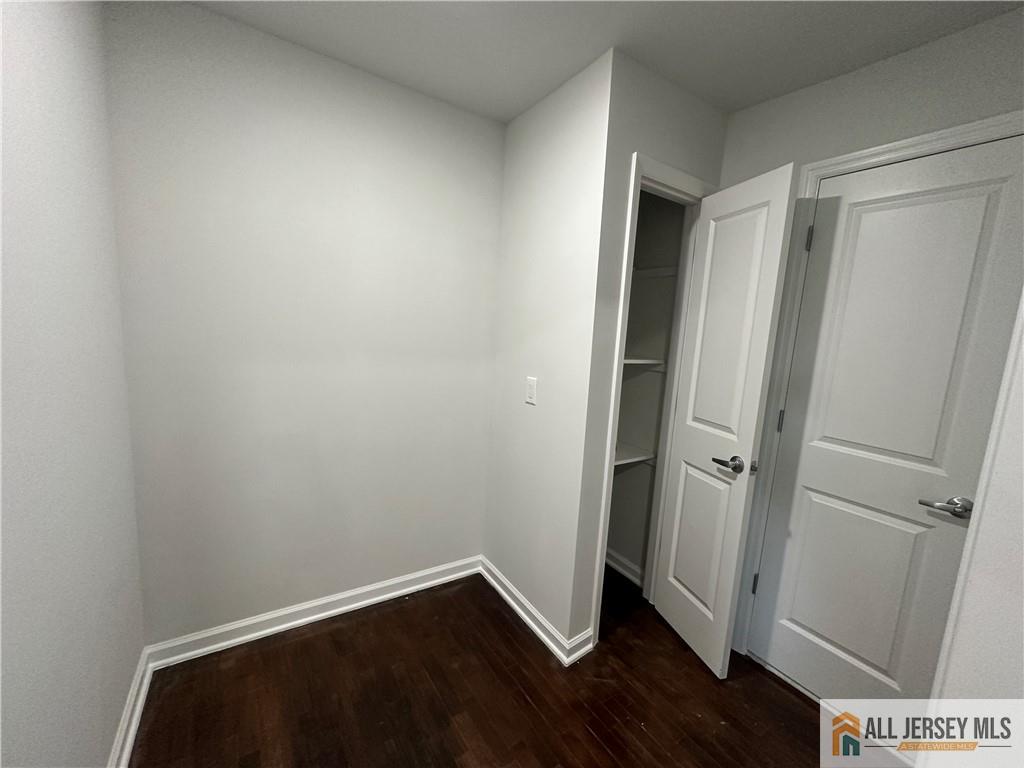 3206 Hana Road Edison, NJ 08817 - Photo 18 of 72 Gallery Image 18