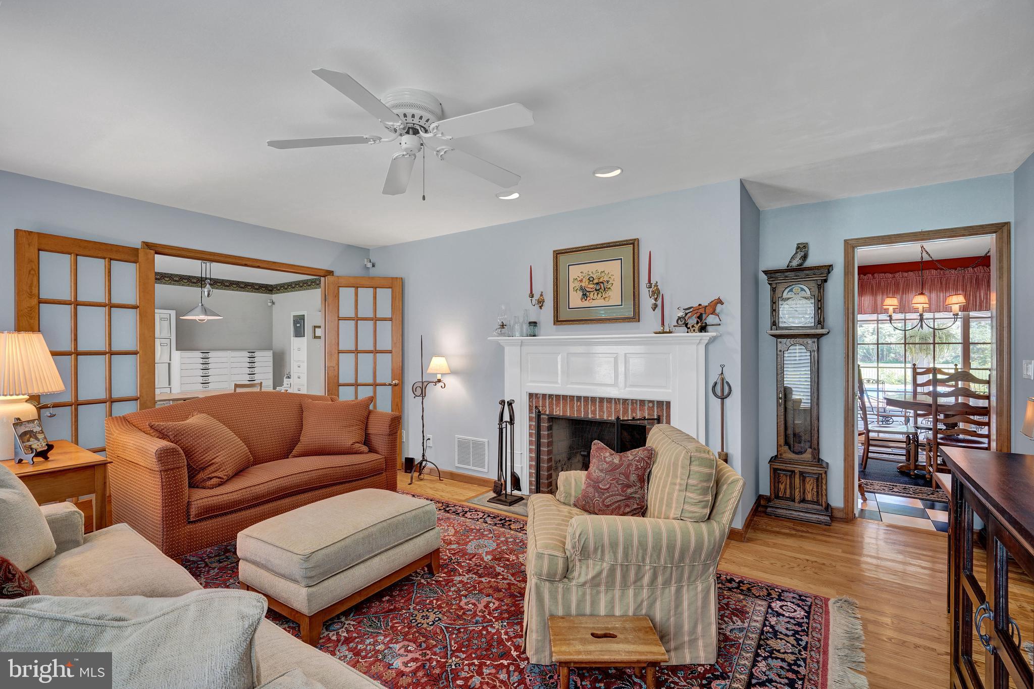 51 Walters Road Robbinsville, NJ 08691 - Photo 4 of 49 Gallery Image 4