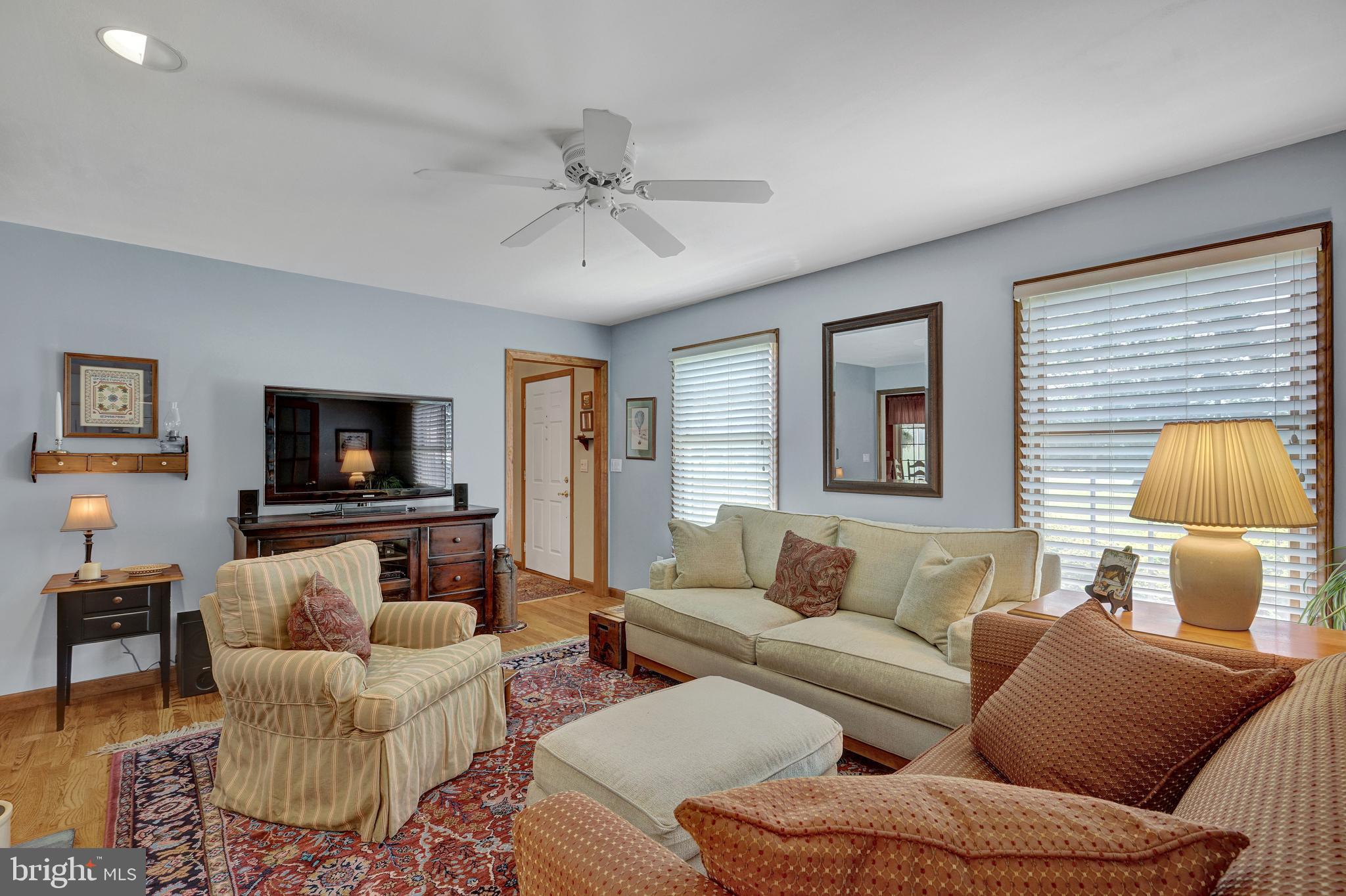51 Walters Road Robbinsville, NJ 08691 - Photo 5 of 49 Gallery Image 5