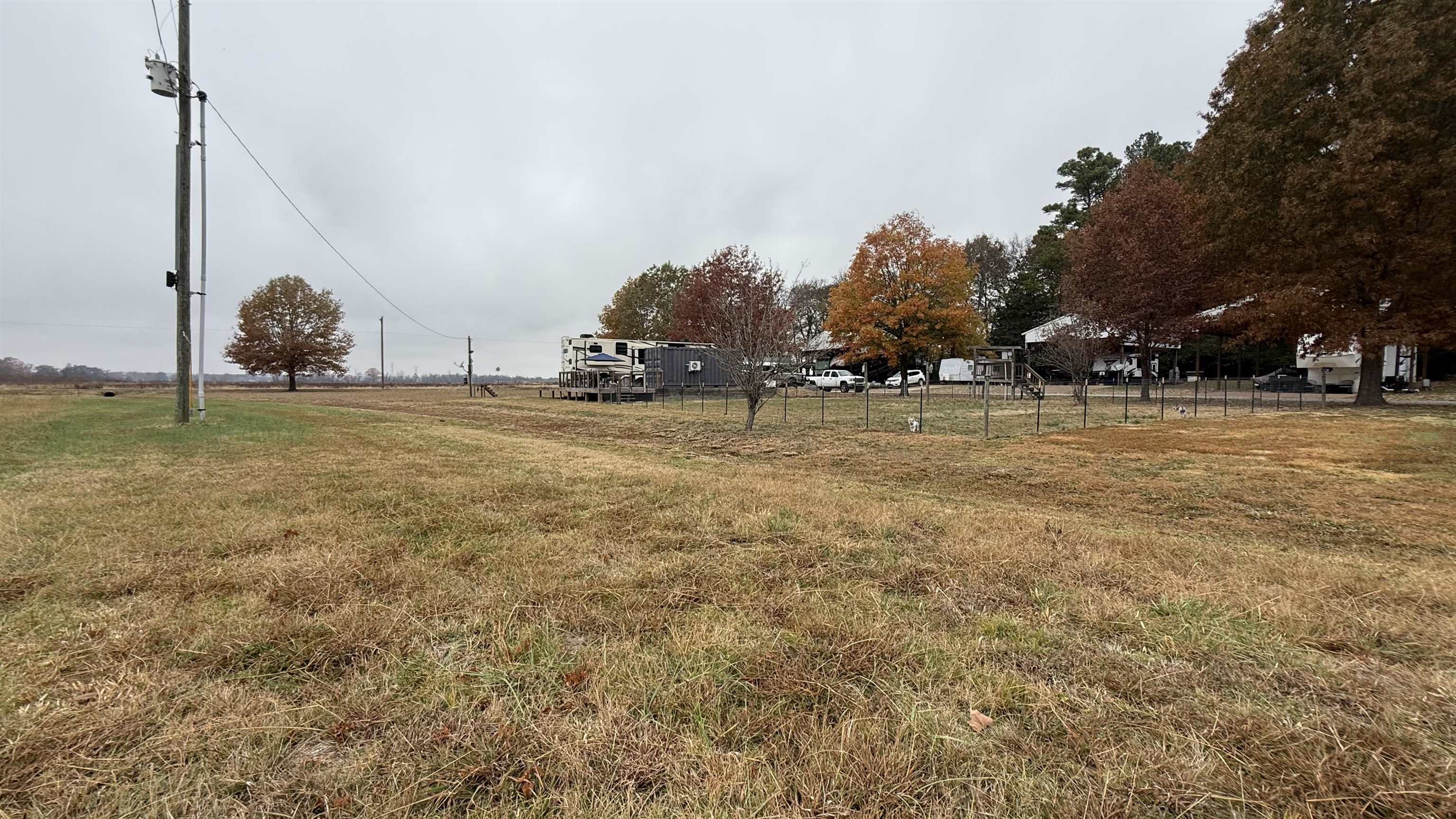 771 Botel Road Savannah, TN 38372 - Photo 8 of 9 a view of a yard with a trampoline