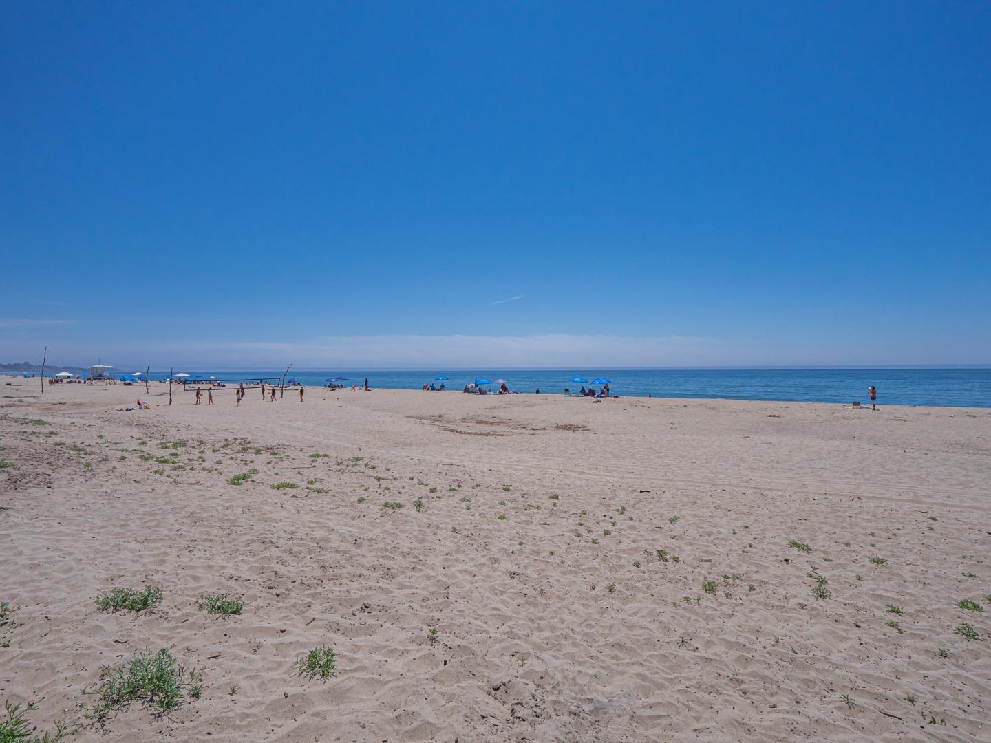 431 Beach Drive Aptos, CA 95003 - Photo 18 of 47 a view of beach and ocean