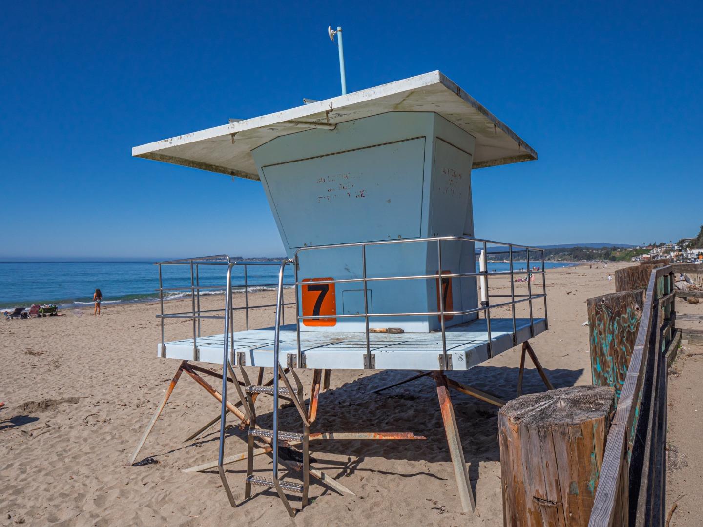 431 Beach Drive Aptos, CA 95003 - Photo 45 of 47 a patio with table and chairs
