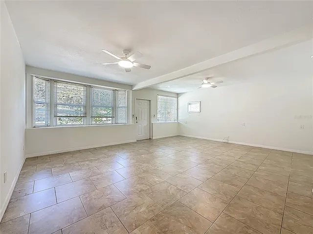 $3,000 | 7250 12th Avenue North, St. Petersburg, FL 33710