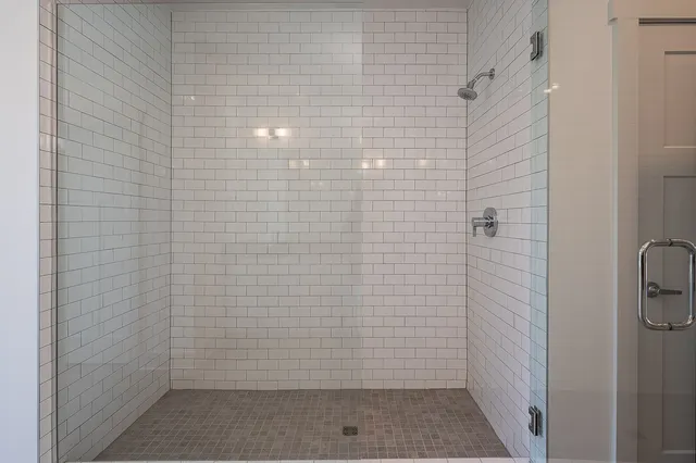 $2,999 | 900 Meridian Street, Unit 12, Nashville, TN 37207