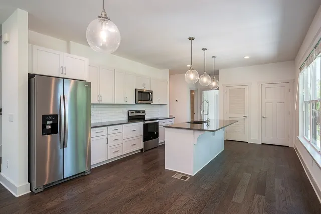 $2,999 | 900 Meridian Street, Unit 12, Nashville, TN 37207