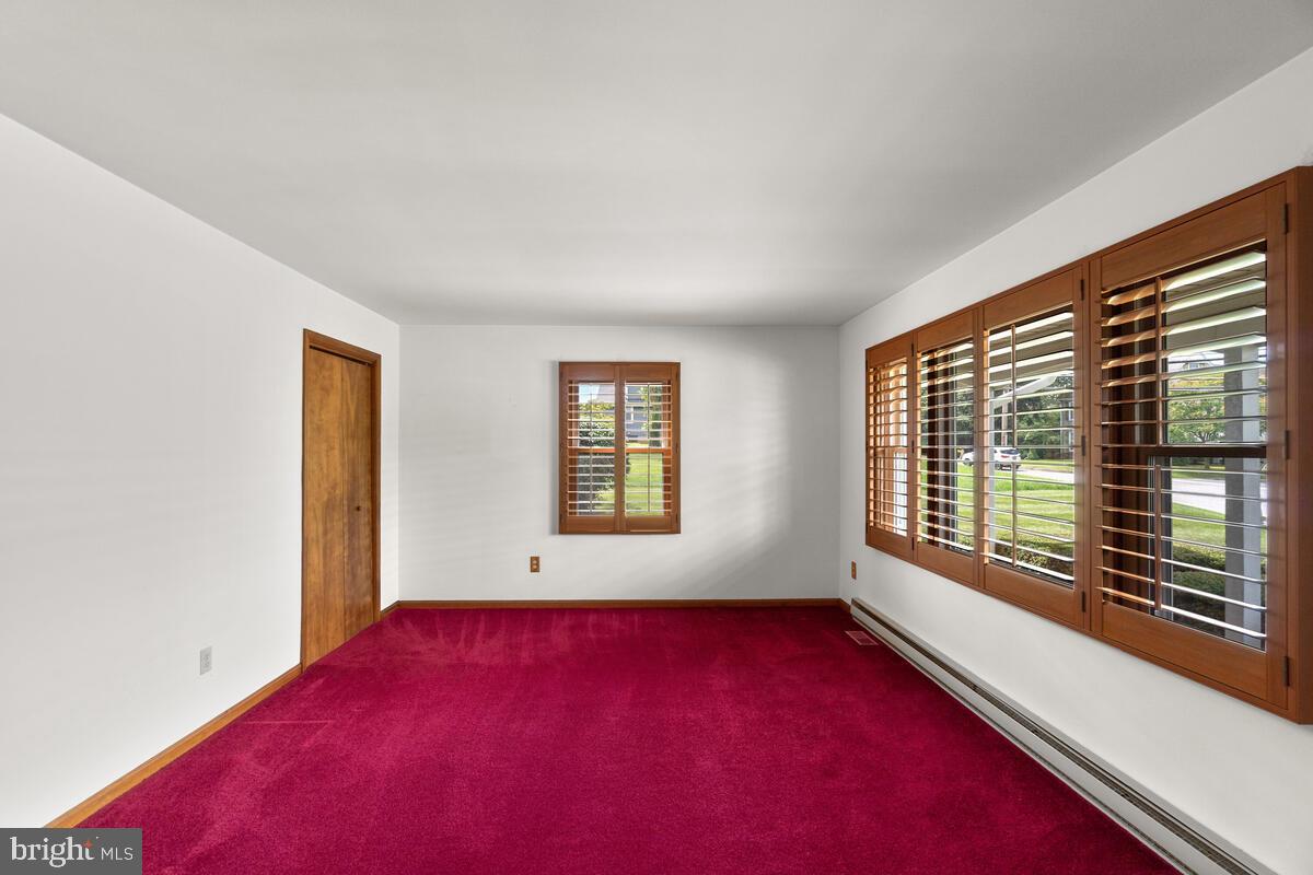 825 Washington Road Westminster, MD 21157 - Photo 5 of 41 Gallery Image 5