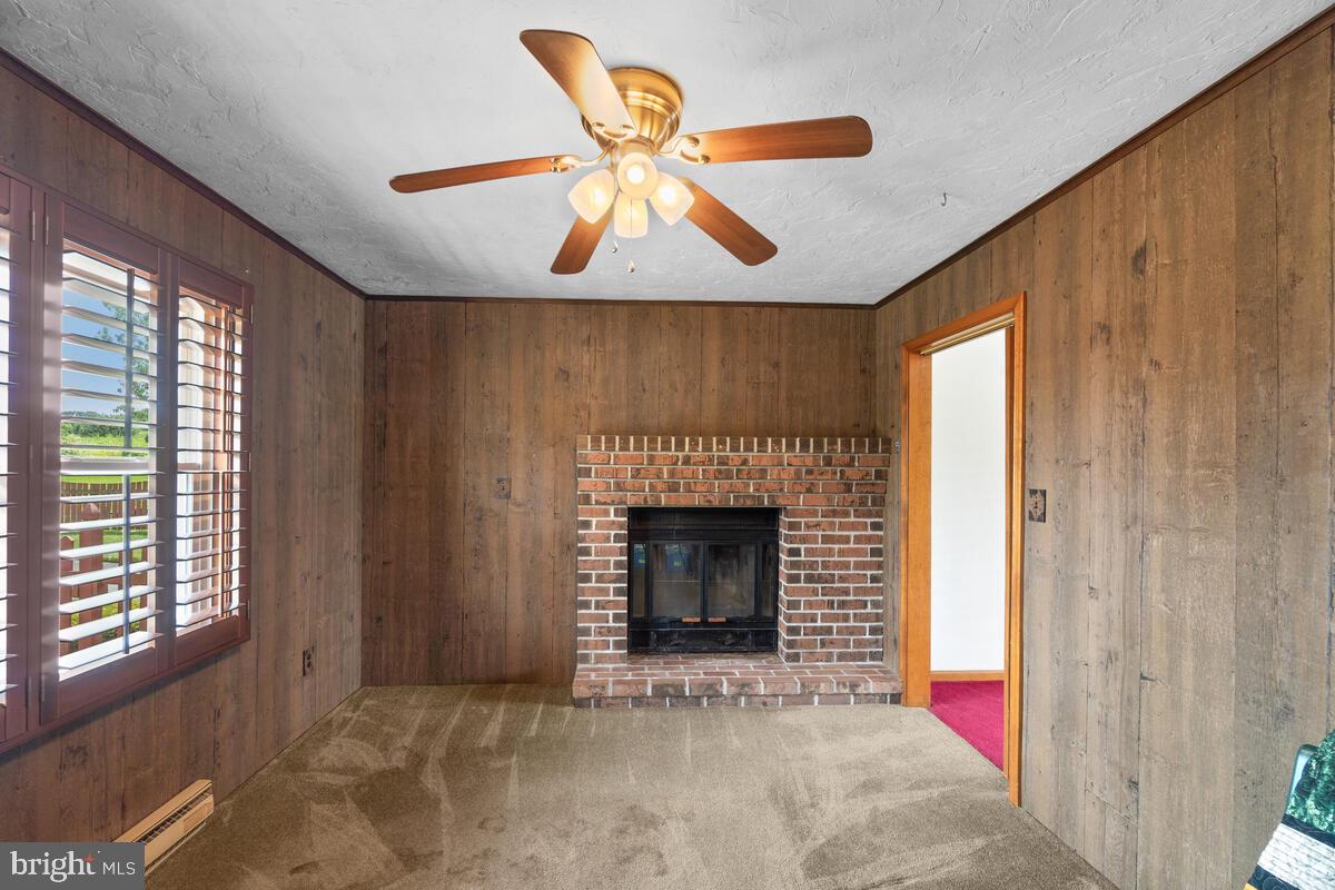 825 Washington Road Westminster, MD 21157 - Photo 9 of 41 Gallery Image 9