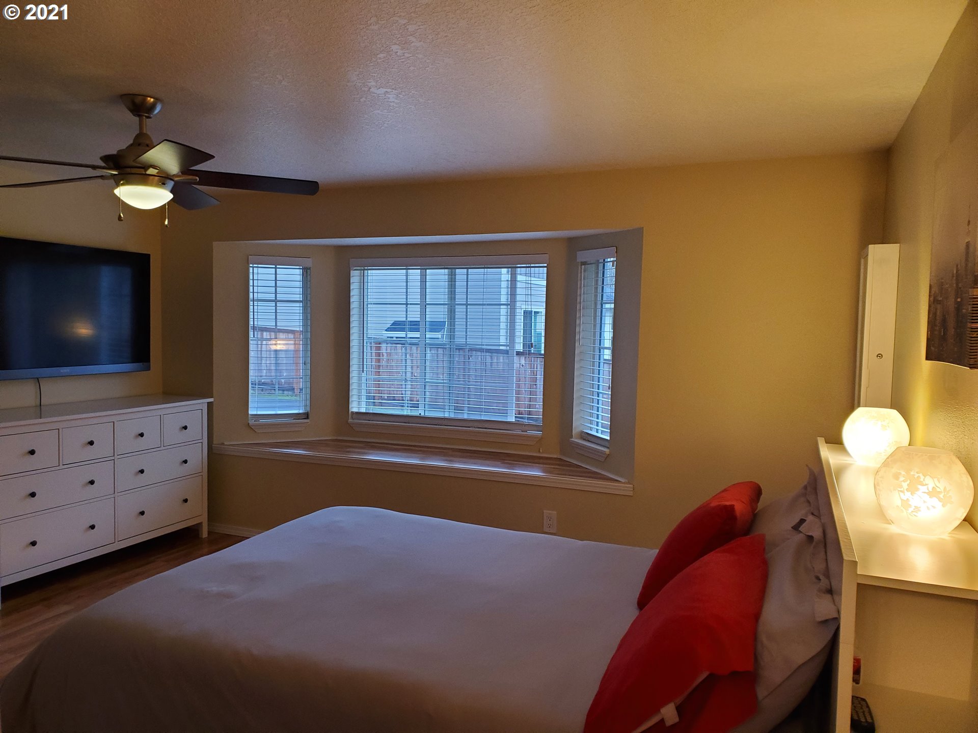 532 North Knights Bridge Road Canby, OR 97013 - Photo 13 of 25 Bedroom, Primary