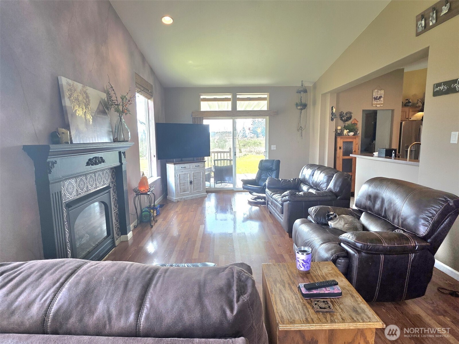 8905 Canal Road Southeast Yelm, WA 98597 - Photo 12 of 27