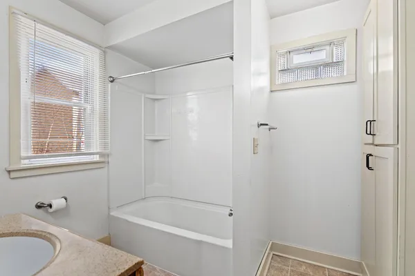 $195,900 | 1115 North 11th Street, Sheboygan, WI 53081