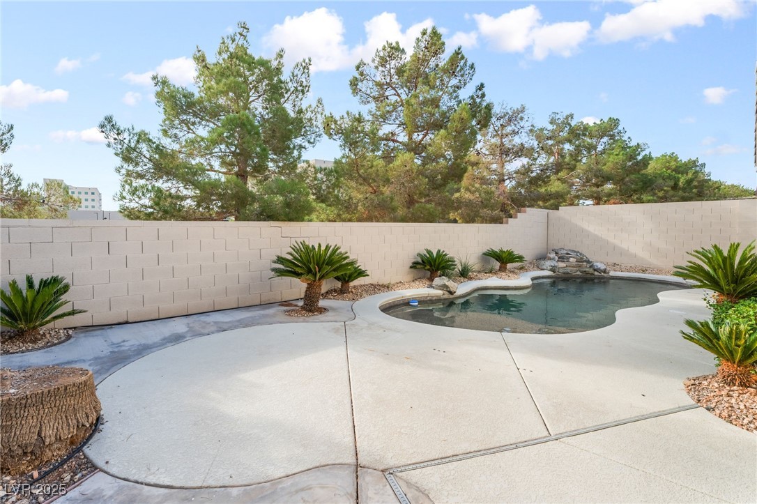 912 Siena Hills Lane Las Vegas, NV 89144 - Photo 16 of 19