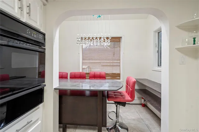 $849,000 | 224 Bryant Avenue, Floral Park, NY 11001