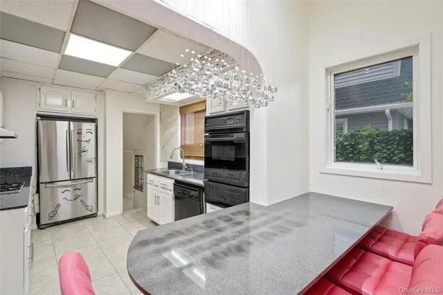 $849,000 | 224 Bryant Avenue, Floral Park, NY 11001