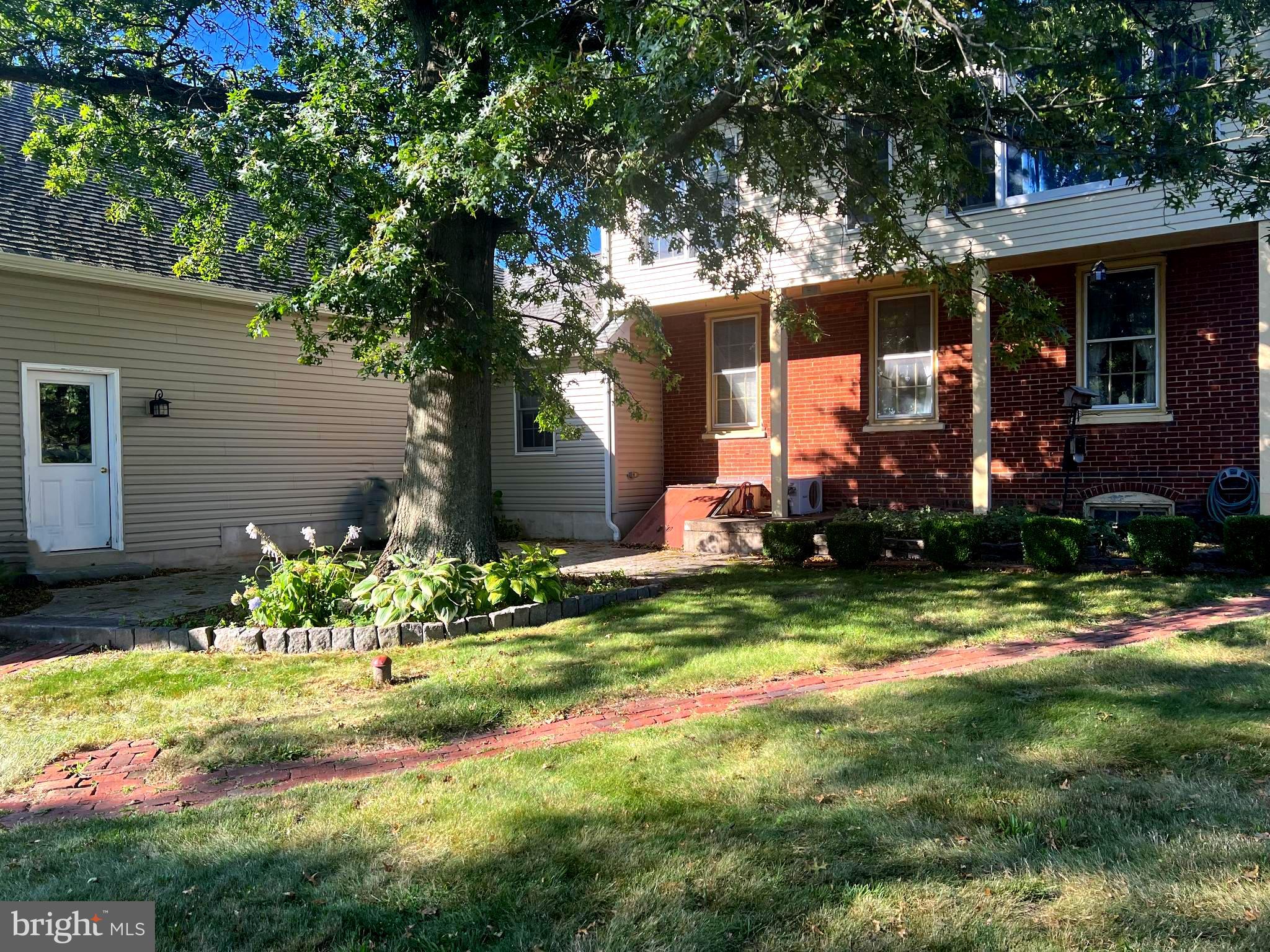 628 Cowpath Road Telford, PA 18969 - Photo 24 of 51 Exterior Rear