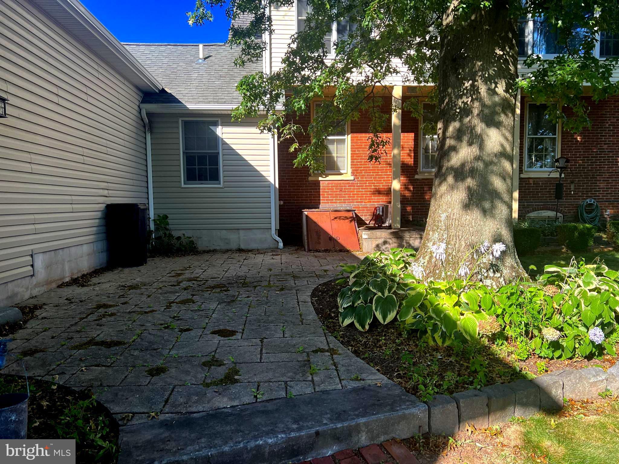 628 Cowpath Road Telford, PA 18969 - Photo 26 of 51 Patio Area