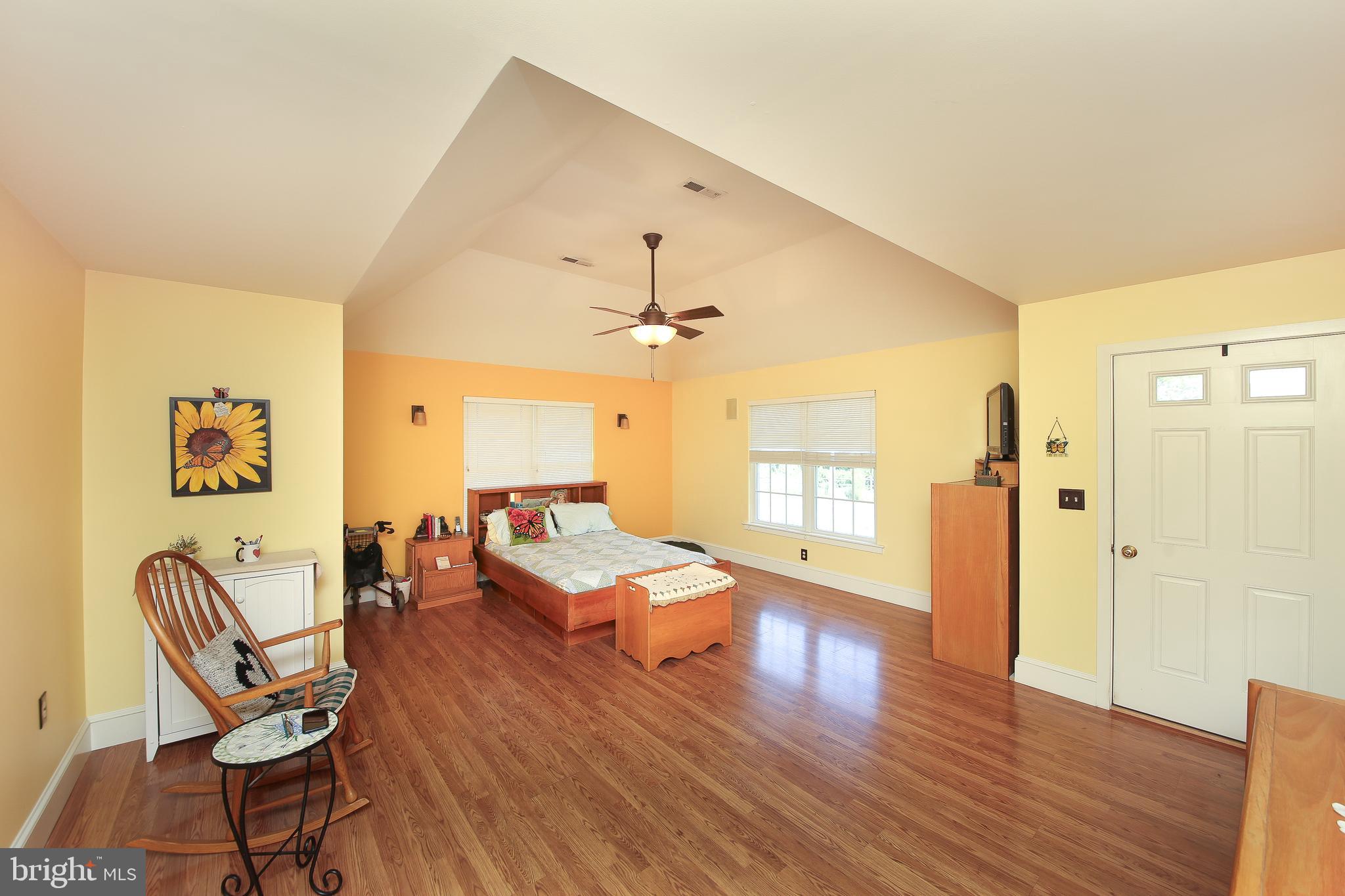 628 Cowpath Road Telford, PA 18969 - Photo 8 of 51 Primary 1st Floor Bedroom