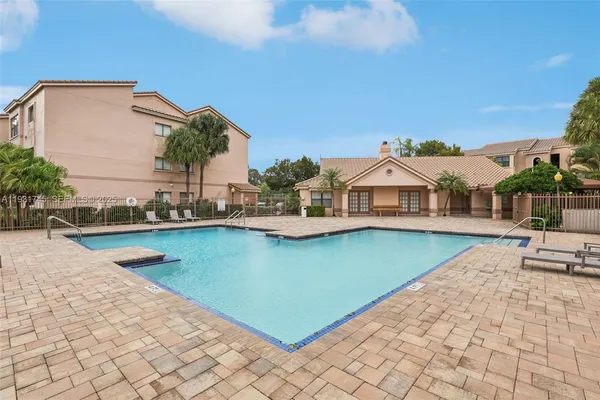 $2,100 | 2926 South University Drive, Unit 6204, Davie, FL 33328