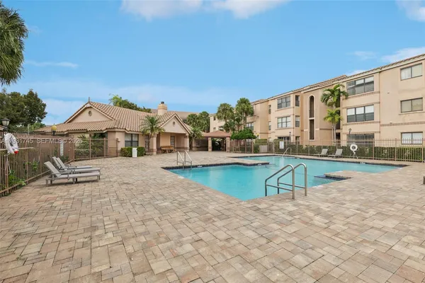 $2,100 | 2926 South University Drive, Unit 6204, Davie, FL 33328
