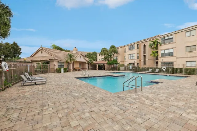 $2,100 | 2926 South University Drive, Unit 6204, Davie, FL 33328