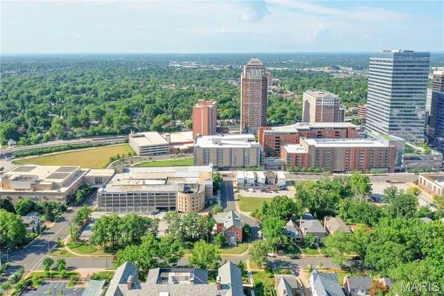 $1,499,000 | 7530 Maryland Avenue, Clayton, MO 63105