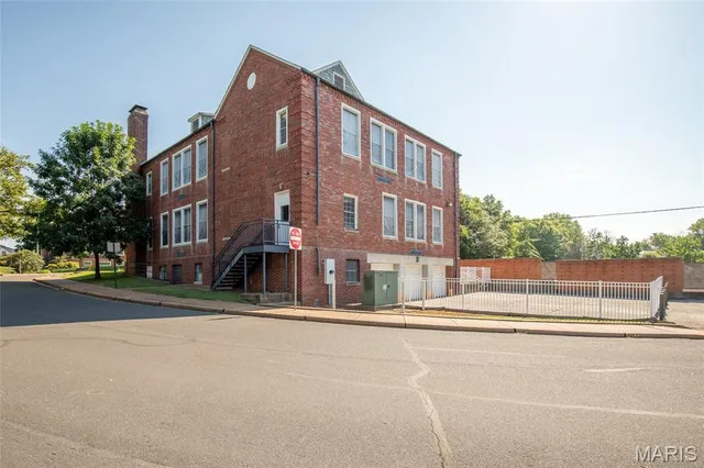 $1,499,000 | 7530 Maryland Avenue, Clayton, MO 63105